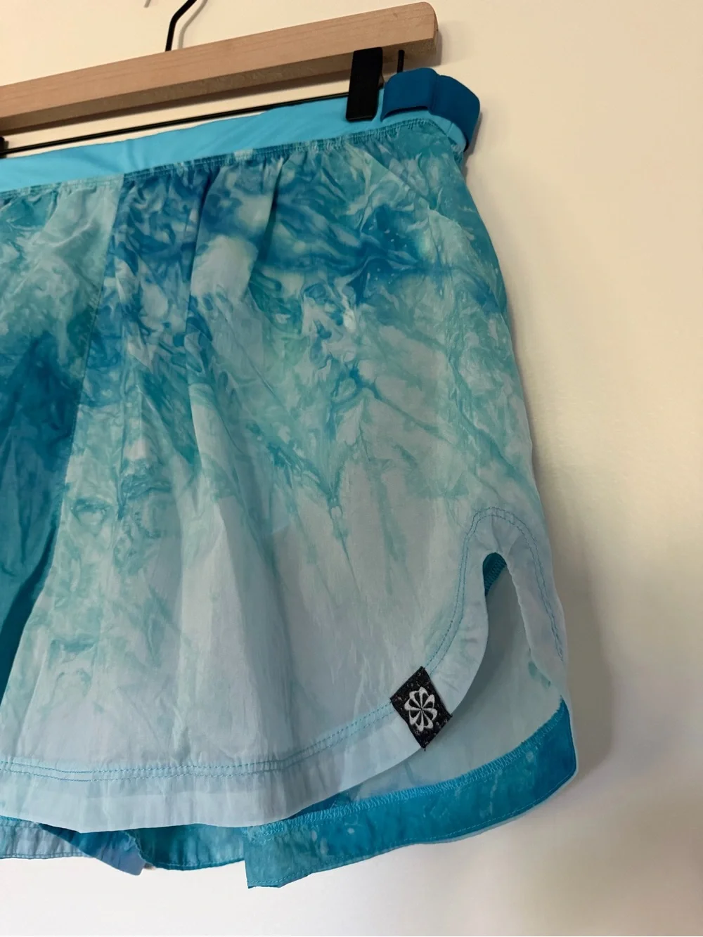 Nike Blue Turquoise Marble/Tie-Dye Print Athletic Shorts